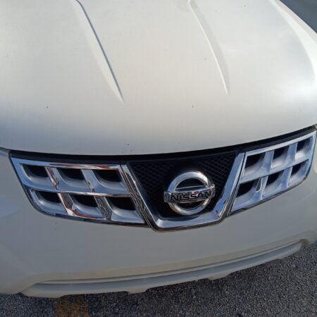 2008 Nissan Rogue Grill